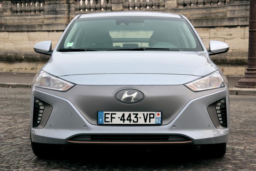  Hyundai IONIQ electric 2016 года  (WW) (фото 40 из 41)